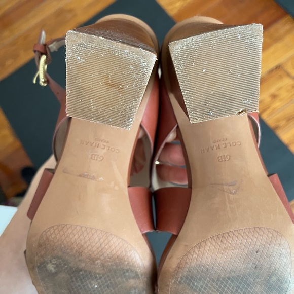 Cole haan cushioned heels sz 6.5 - Picture 11 of 12